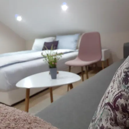 Apartment M *