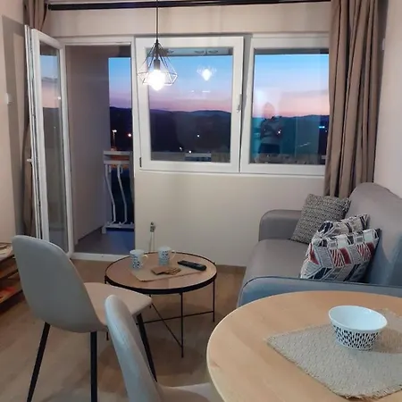 Apartment M