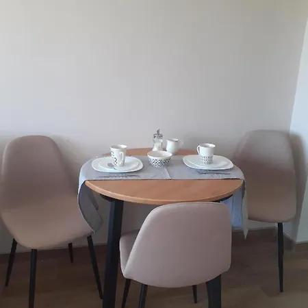 Apartment M *