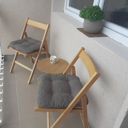Apartment M *