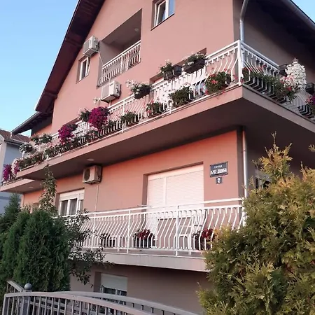 Apartment M
